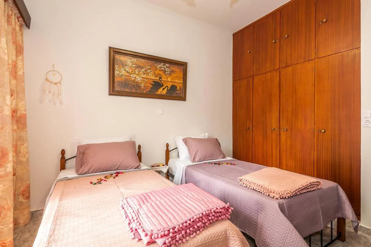 Stratos Seaside Corner Apartment Rethymno   Rethymno (Crete)