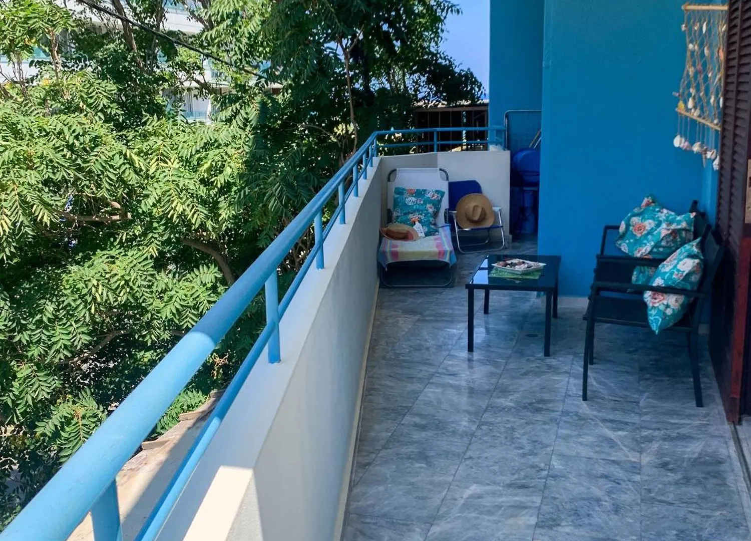 Stratos Seaside Corner Apartment Rethymno  Rethymno (Crete)