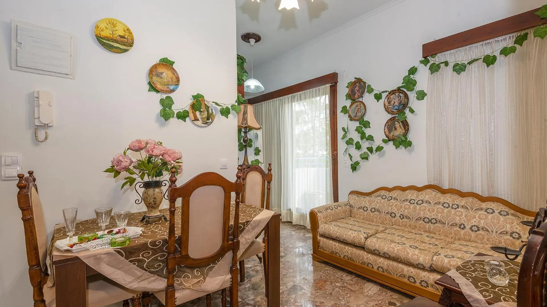 Stratos Seaside Corner Apartment Rethymno   Rethymno (Crete)